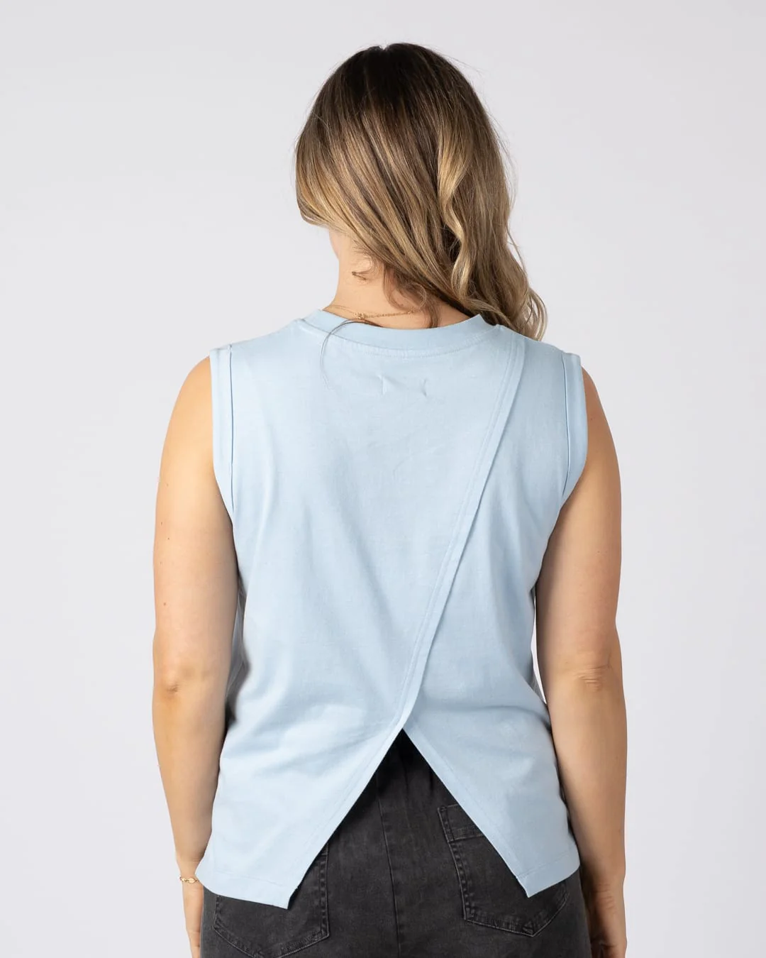 Breeze Vest Womens in Light Blue - Image 8