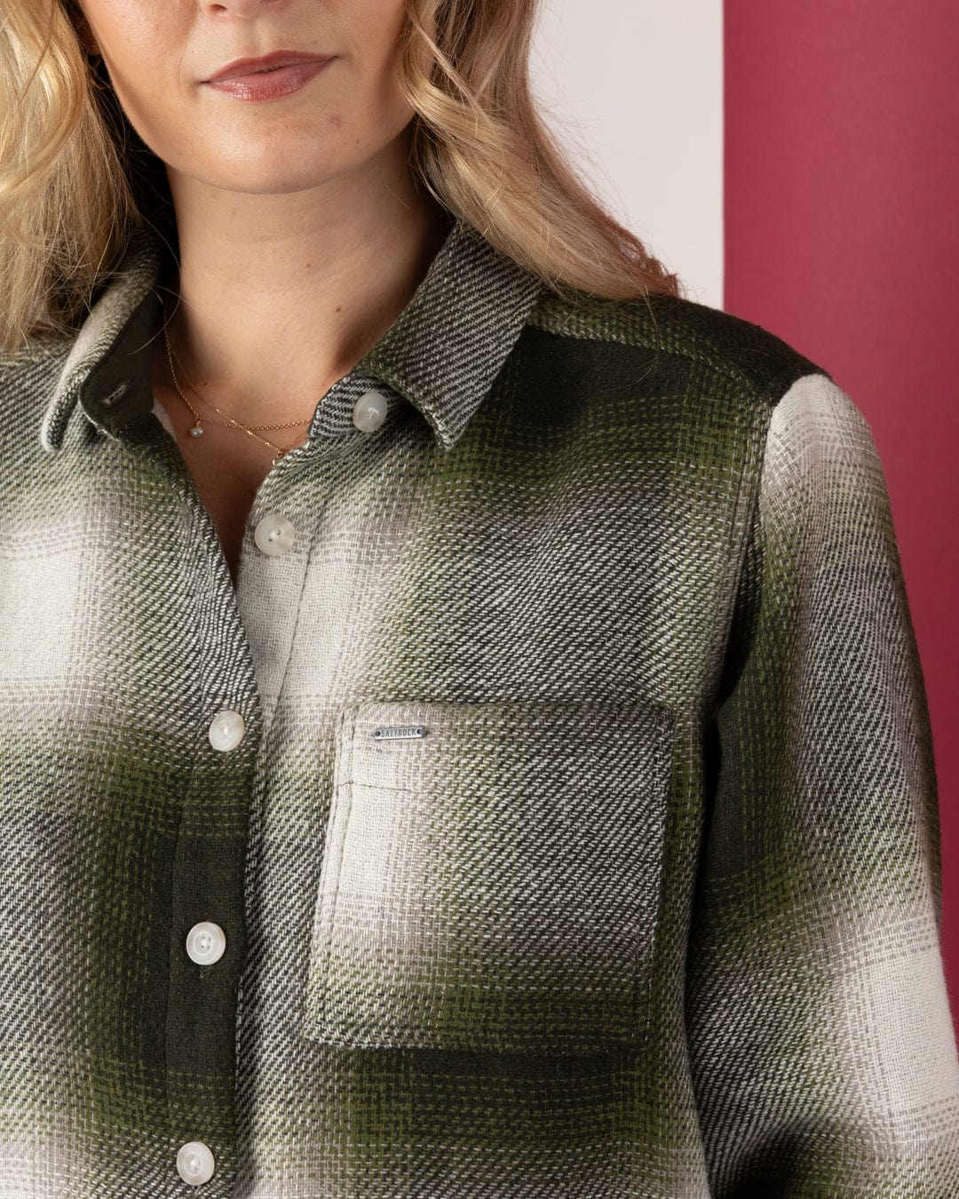 Delta Womens Checked Shirt in Green/White - Image 9