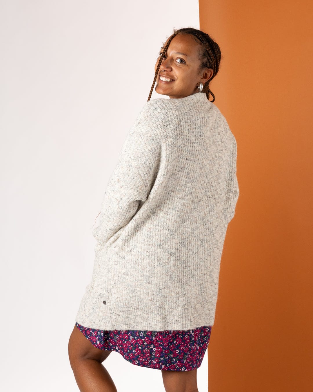 Juno Womens Longline Cardigan in Cream - Image 9