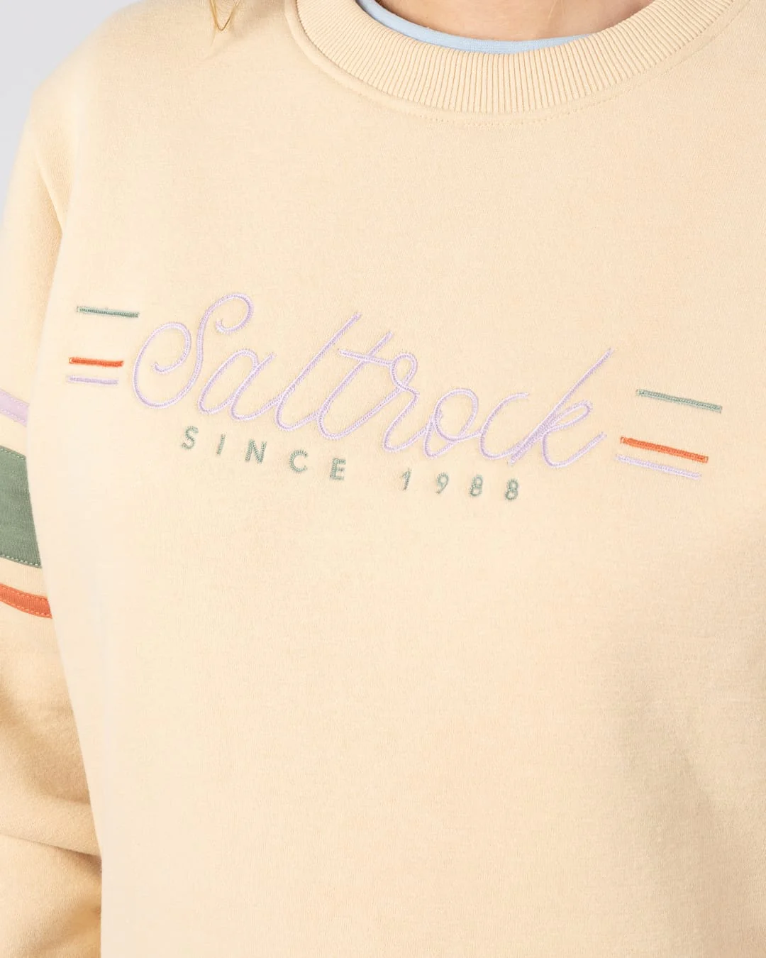 Links Womens Sweatshirt in Cream - Image 4