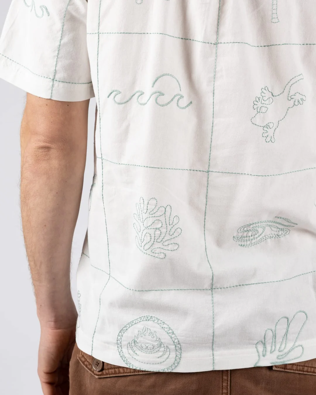 Little Creatures Mens Icon Short Sleeve Shirt in Cream - Image 12