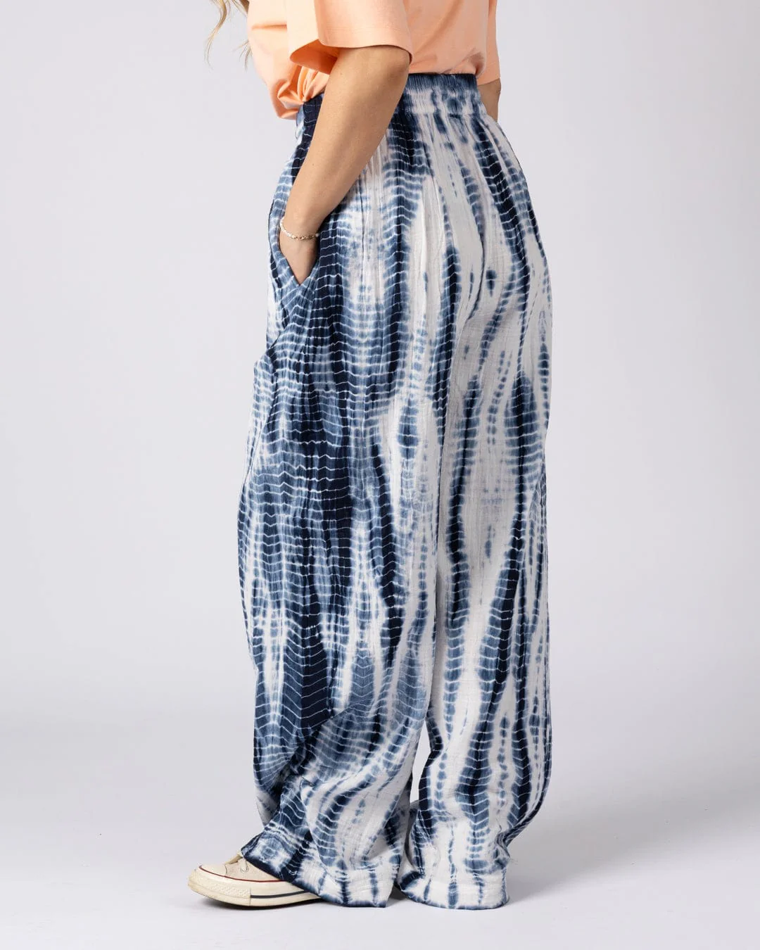 Melda  Womens Tie Dye Trouser in Blue - Image 9