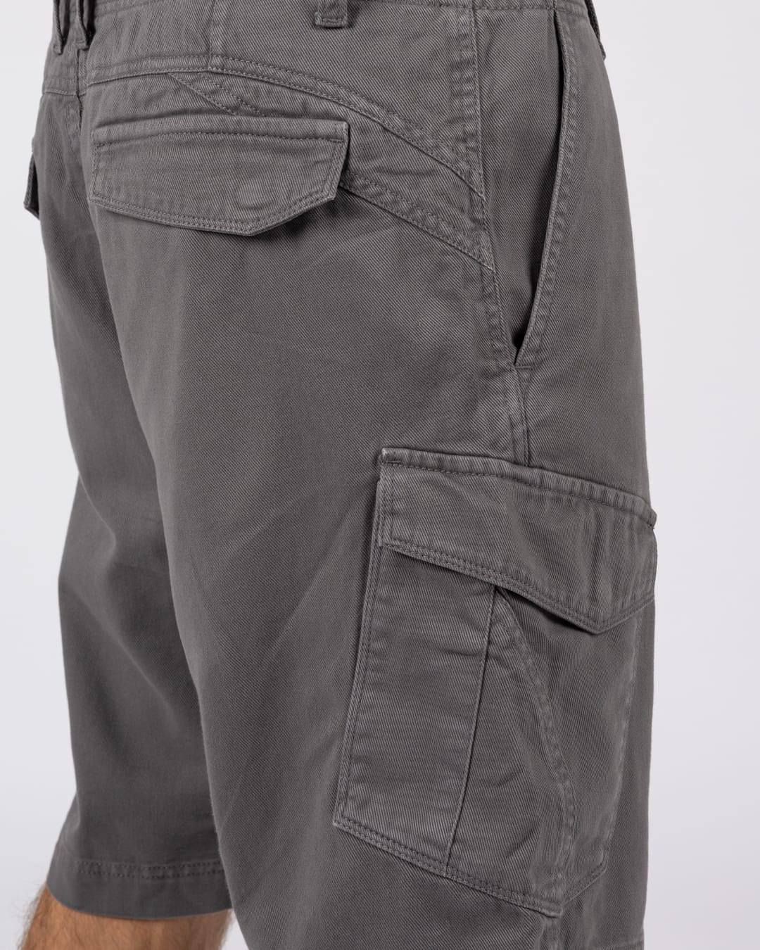 Peran Mens Cargo Short in Dark Grey - Image 3