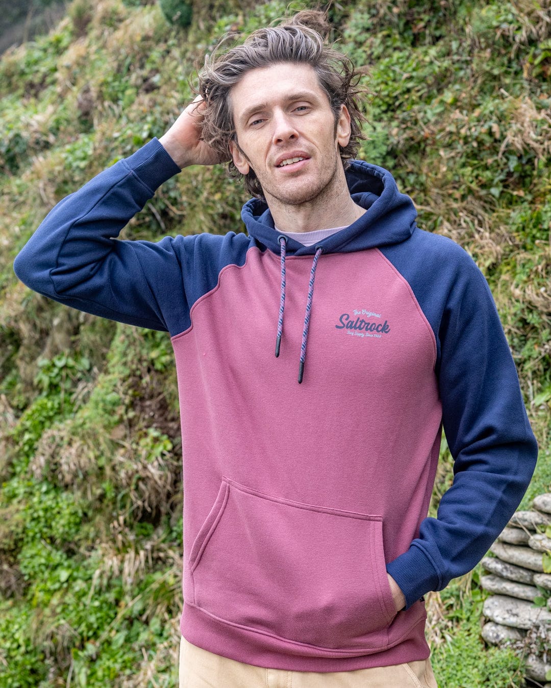 Postcard Script Mens Raglan Pop Hoodie in Dark Pink/Blue - Image 4