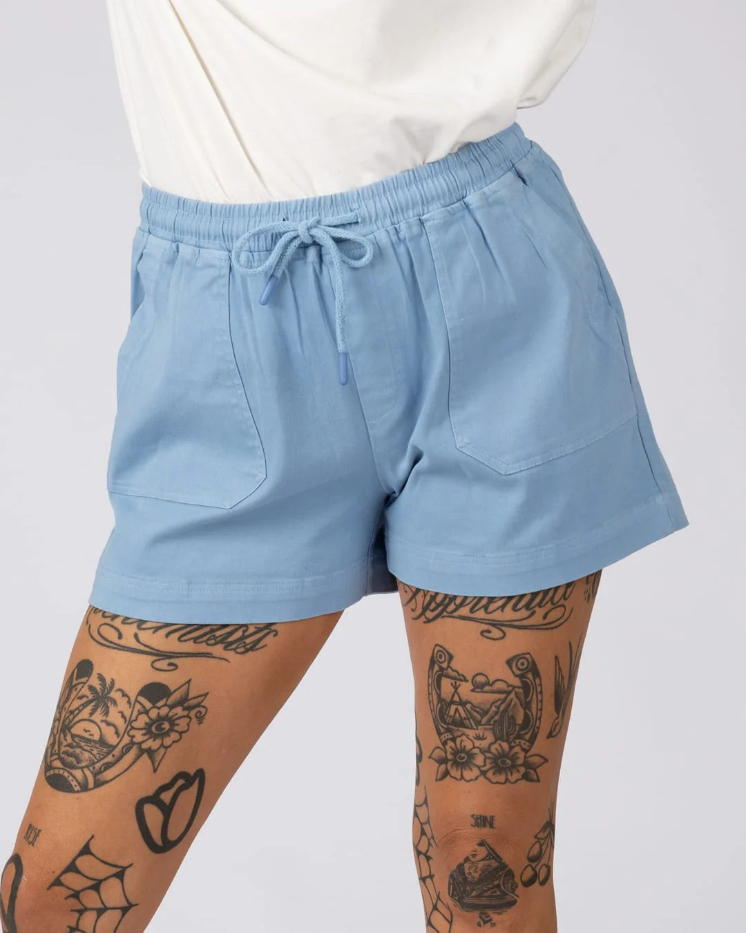 Santano Womens Short in Light Blue - Image 3