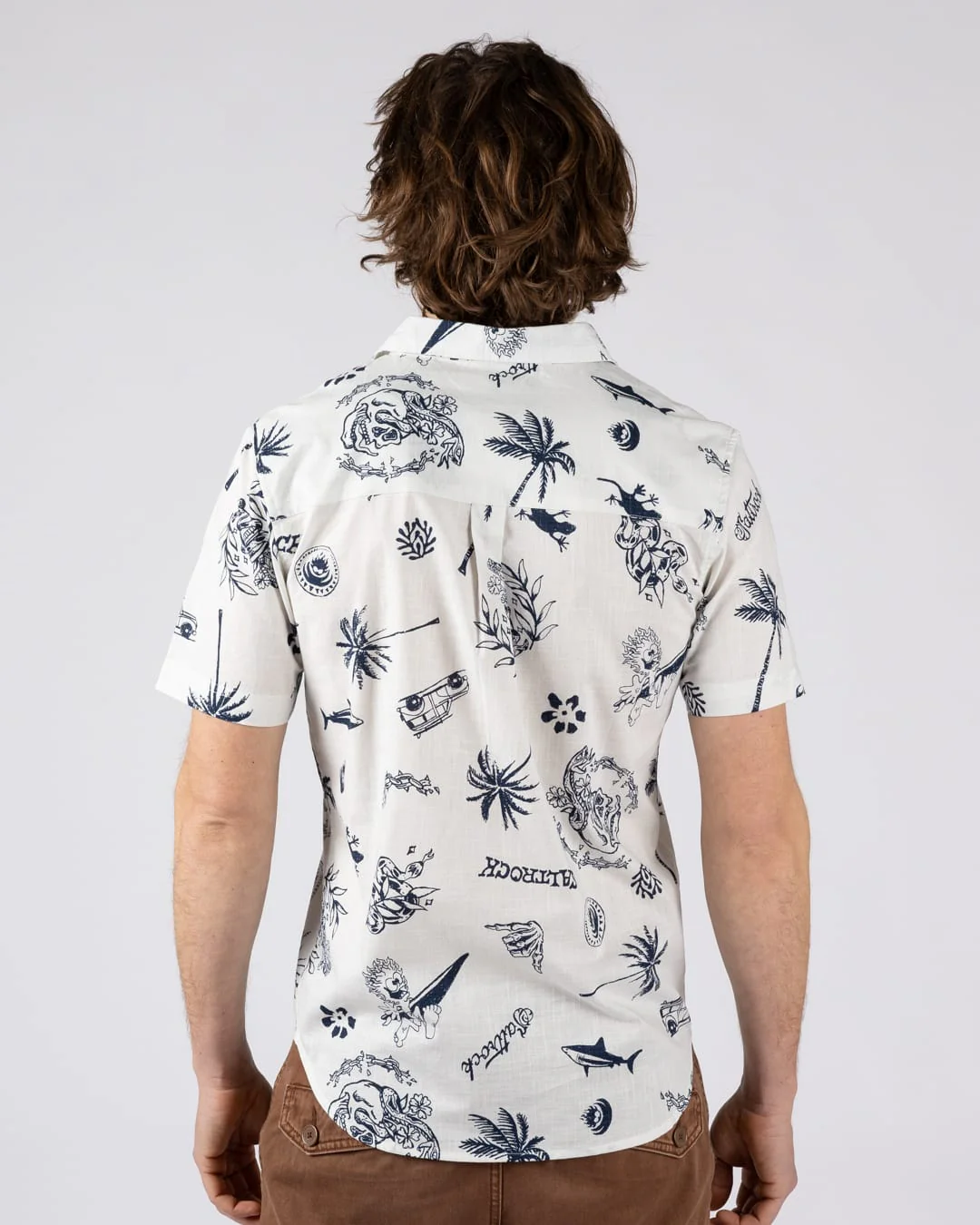 Summer Souls Mens Short Sleeve Shirt in Cream - Image 2